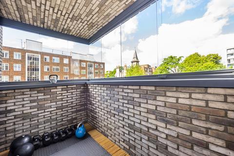 2 bedroom flat for sale, Upper Richmond Road, London, SW15