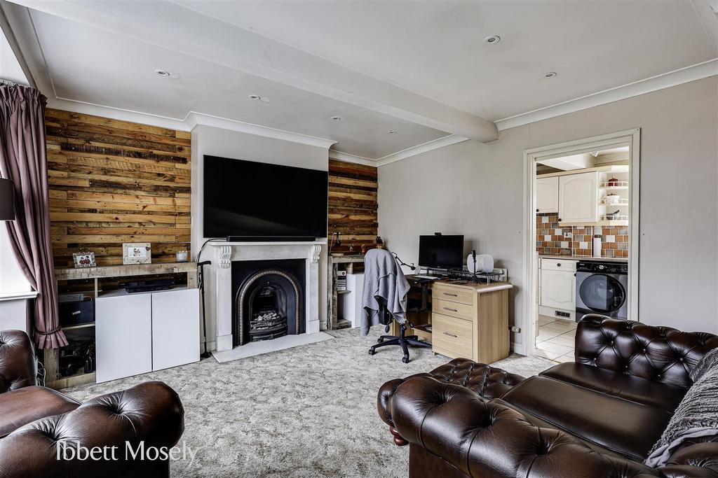4 Reception Room.jpg