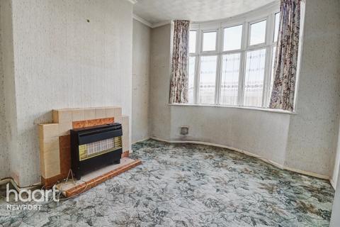 3 bedroom semi-detached house for sale, Brynglas Road, Newport