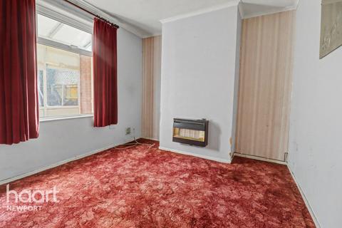 3 bedroom semi-detached house for sale, Brynglas Road, Newport