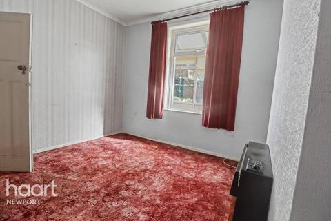 3 bedroom semi-detached house for sale, Brynglas Road, Newport