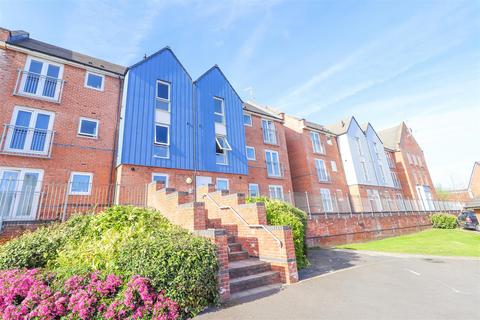 1 bedroom in a house share to rent, Quayside Court, Coventry CV1