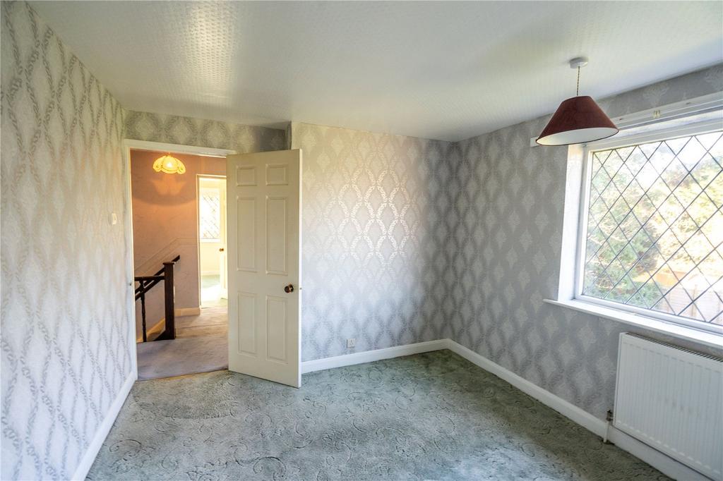 Bedroom 2 (2)