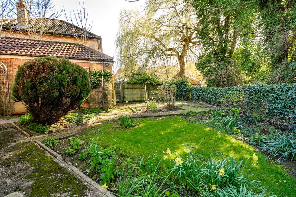 Rear Garden (3)