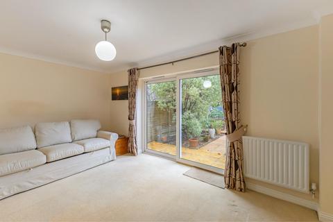 undefined, Chestnut Place, London, SE26
