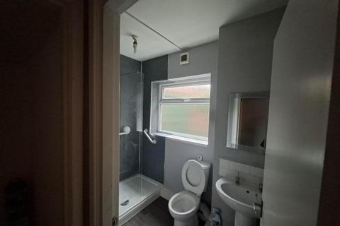2 bedroom flat for sale, Kelvin Grove, Newcastle Upon Tyne