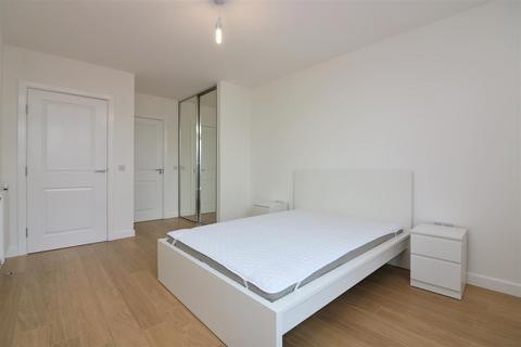 2 bedroom apartment to rent, Lucienne Court, London, E14