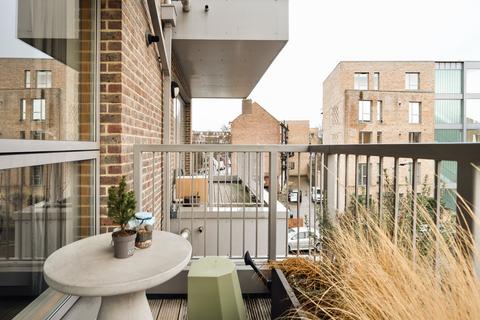 3 bedroom apartment for sale, Fresco House, Southampton Way, London SE5