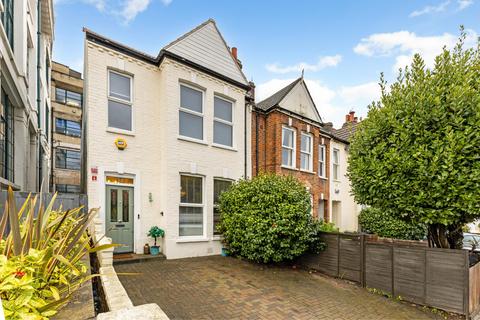 Martell Road, London, SE21
