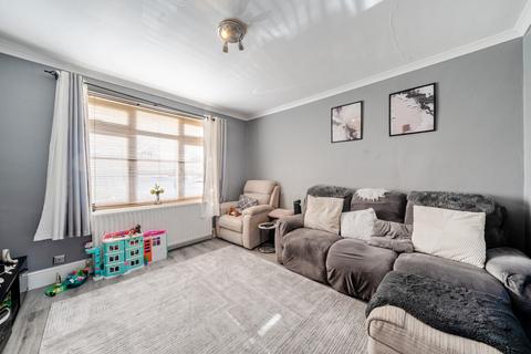 undefined, Walton Way, Mitcham CR4