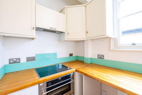 2 bedroom flat to rent, Homefield Road, Wimbledon Village, London, SW19