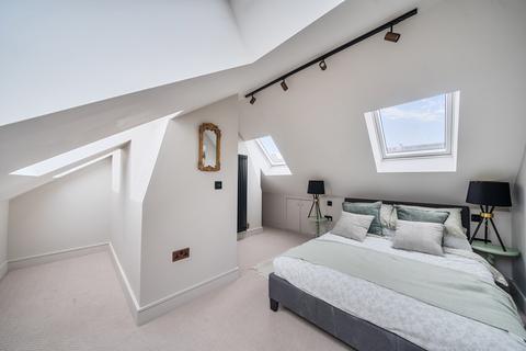 1 bedroom flat for sale, Garratt Terrace, Tooting, London, SW17