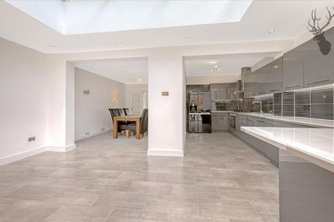 undefined, Dukes Avenue, Theydon Bois, Epping, Essex