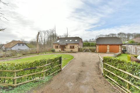 undefined, Ridge Lane, Meopham, Kent