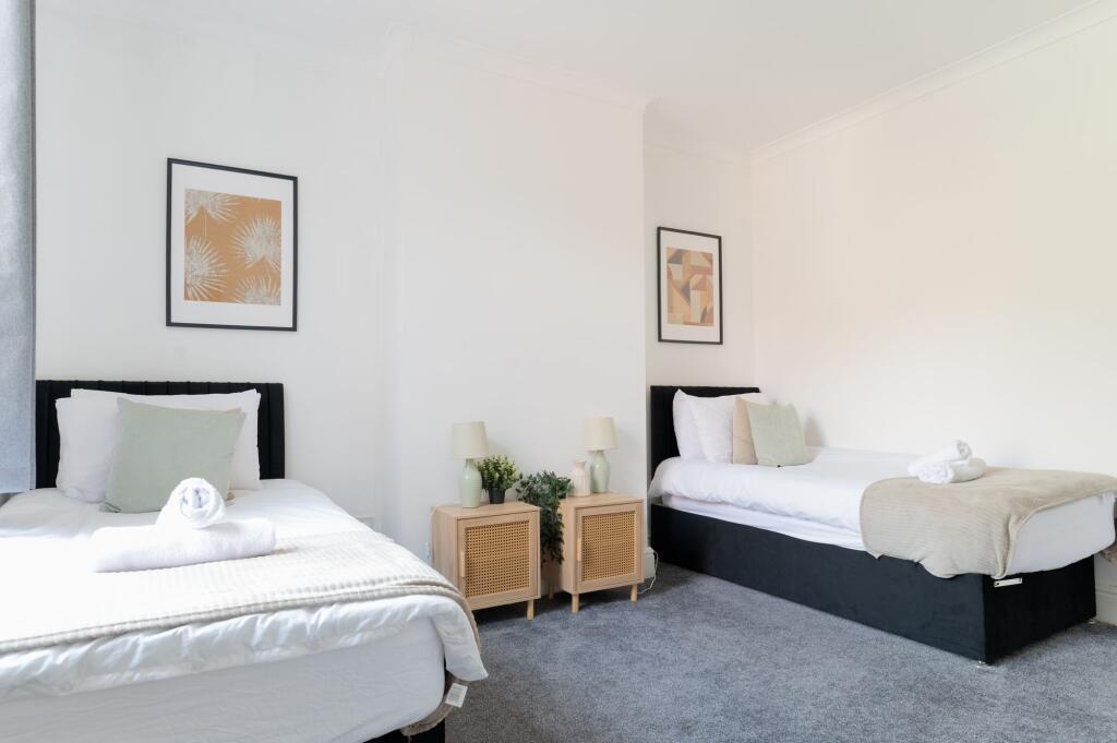 Bed 1