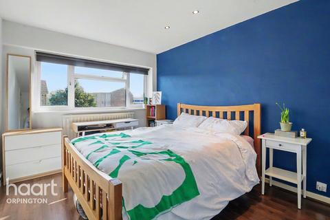 undefined, Woodcote Drive, Orpington