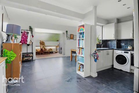 3 bedroom terraced house for sale, Woodcote Drive, Orpington