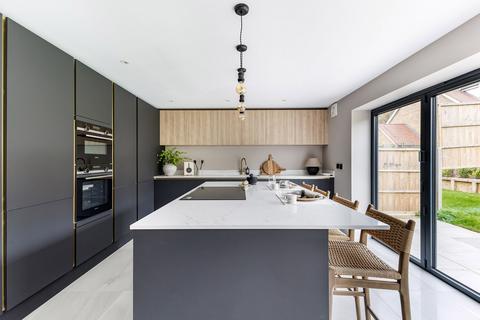 undefined, The Furlongs, Tadworth, KT20