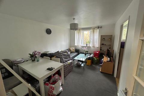 1 bedroom flat to rent, Bernard Ashely Drive