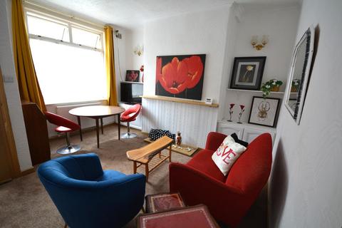 2 bedroom terraced house to rent, Howlish View, Coundon