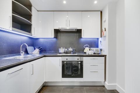 2 bedroom apartment to rent, Westferry Circus, E14