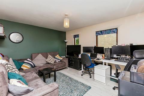 undefined, Oakwood Court, Crawley