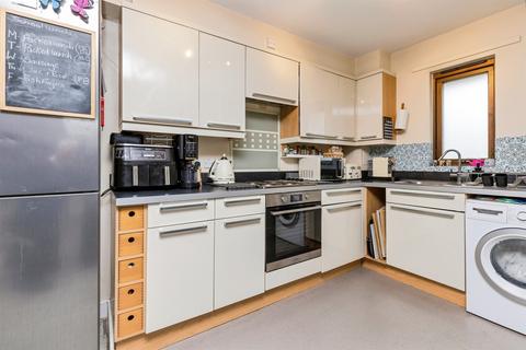 undefined, Oakwood Court, Crawley