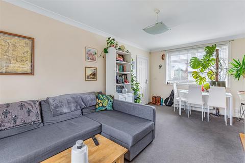undefined, Wyvil Crescent, Ilkley LS29