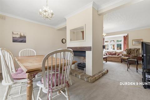 undefined, St. James Avenue, Ongar, CM5