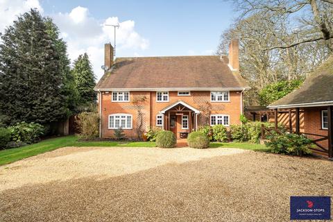 undefined, Pinfold Pond, Woburn, Bedfordshire, MK17
