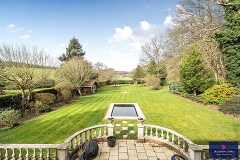 undefined, Pinfold Pond, Woburn, Bedfordshire, MK17