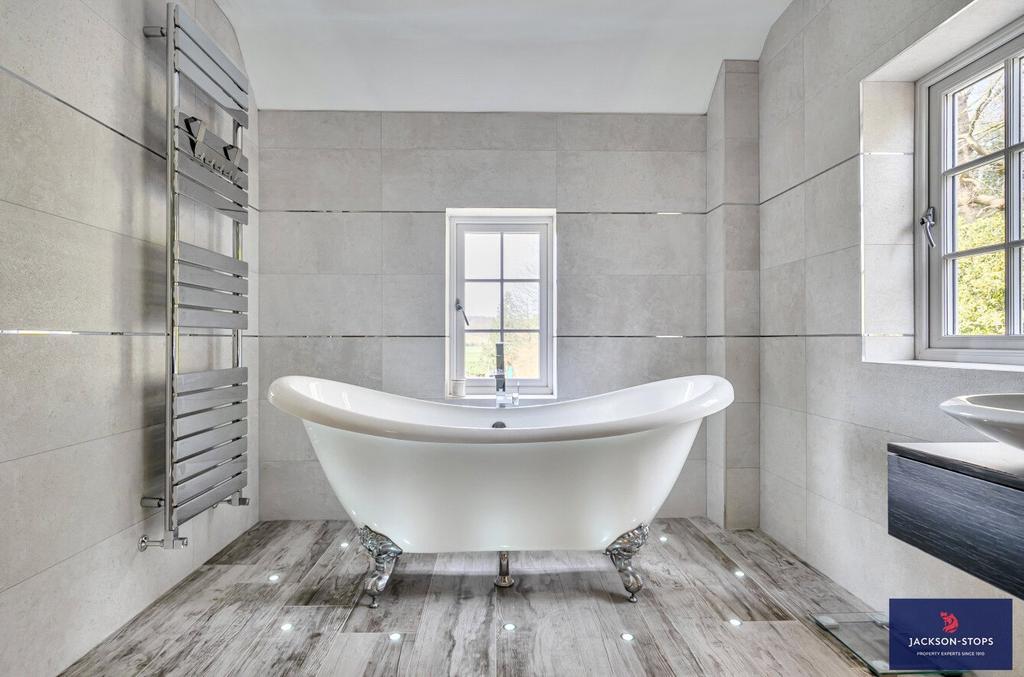 Ensuite Bathroom