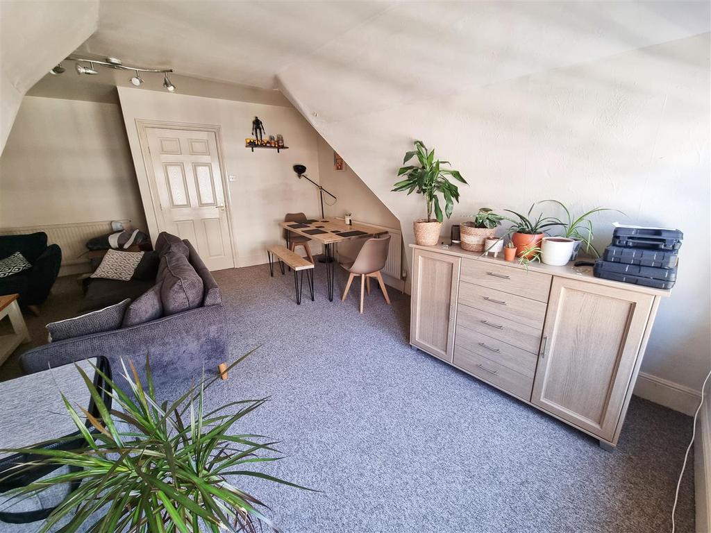 Lounge.jpg