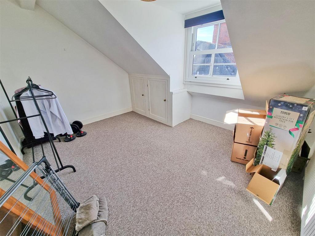 Bedroom 2.jpg