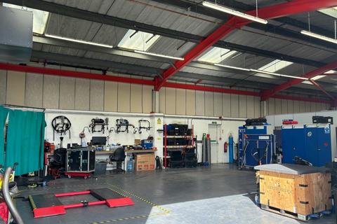 Industrial development to rent, Wycombe Rd Stokenchurch HP14 3PD