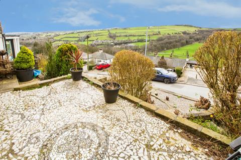 2 bedroom semi-detached house for sale, Park View Avenue, Halifax