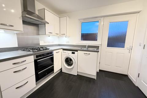 2 bedroom flat to rent, Tillycairn Drive, Glasgow, G33