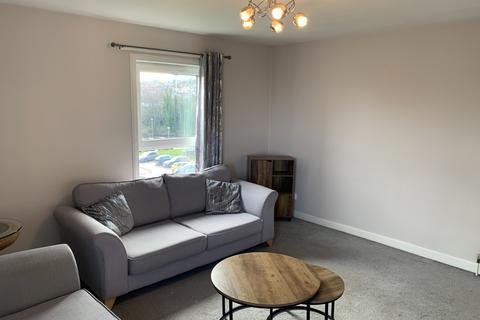 2 bedroom flat to rent, 4, Kingsknowe Court, Edinburgh, EH14 2JT