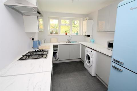 2 bedroom apartment to rent, Vivienne House, STAINES-UPON-THAMES, TW18