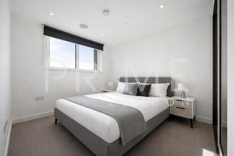 2 bedroom apartment to rent, The Crosse, Bermondsey Square, London