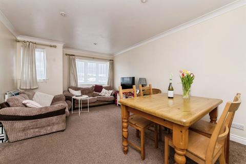 2 bedroom ground floor flat for sale, Haven Road, Exeter