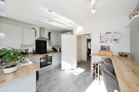2 bedroom end of terrace house for sale, Chestnut Drive, Barlborough, Chesterfield