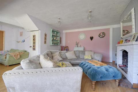 4 bedroom semi-detached house for sale, Main Street, Beckley