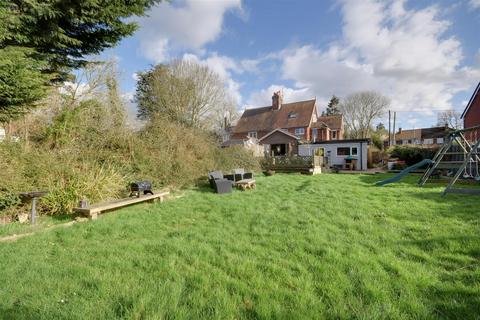 4 bedroom semi-detached house for sale, Main Street, Beckley