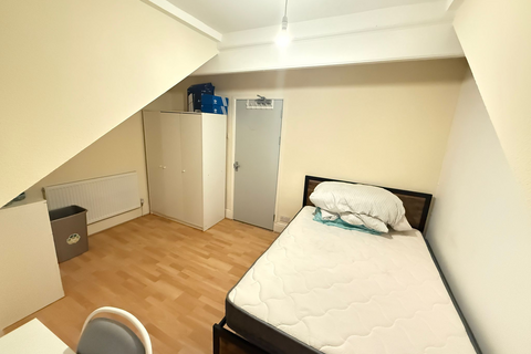 undefined, East Park Road, Leicester LE5