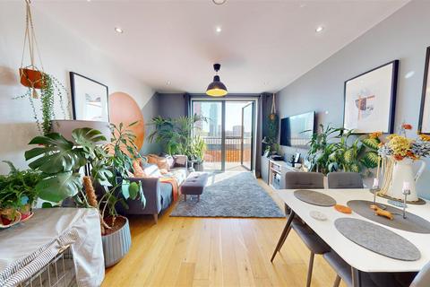 1 bedroom apartment for sale, Vimto Gardens, Chapel Street, Salford