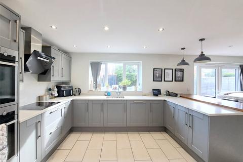 4 bedroom detached house for sale, St. Christophers Way, Burnham-on-Sea, Somerset, TA8