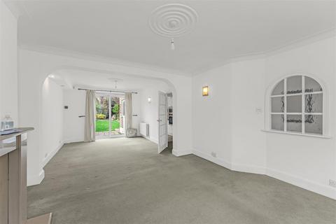 undefined, Buckingham Road, South Woodford
