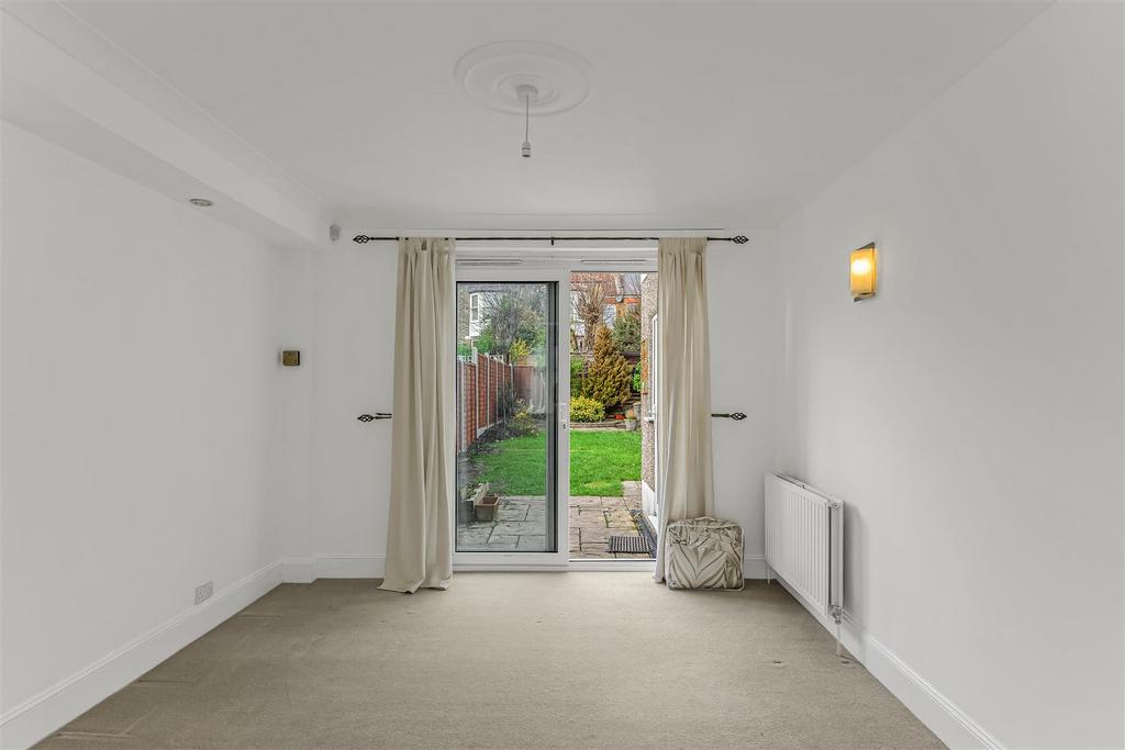 30 Buckingham road-5.jpg