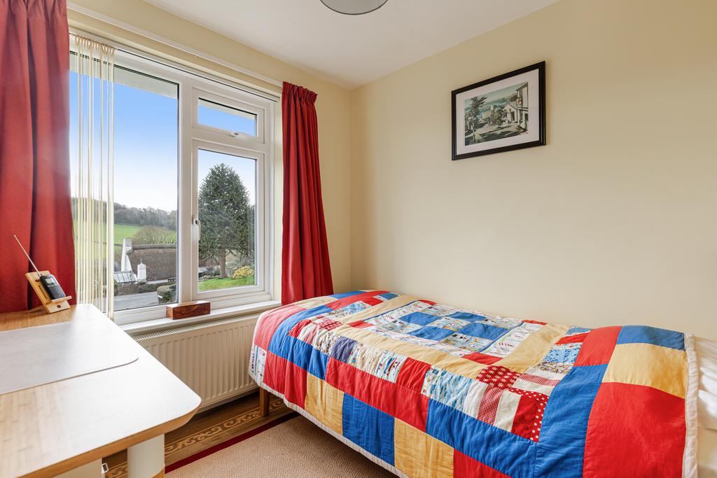 A24 - 25 Coombe Meadows Chillington - 260310